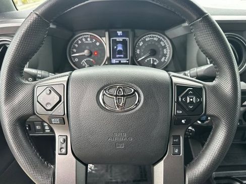 Used 2023 Toyota Tacoma TRD Off-Road image 28