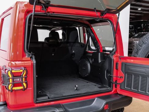 Used 2023 Jeep Wrangler Unlimited Rubicon 392 w/ Trailer Tow Package AWD/4WD image 49