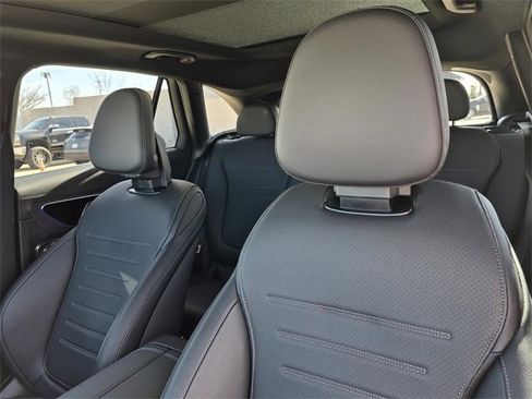 Certified 2025 Mercedes-Benz GLC 300 4MATIC image 28