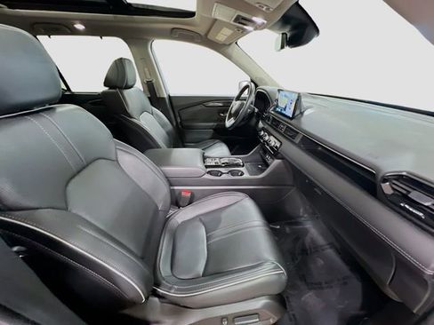 Used 2023 Honda Pilot Elite image 32