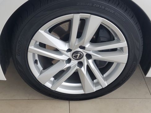 Used 2024 Lexus IS 300 w/ Comfort Package RWD image 6