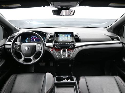 Certified 2023 Honda Odyssey Sport image 12