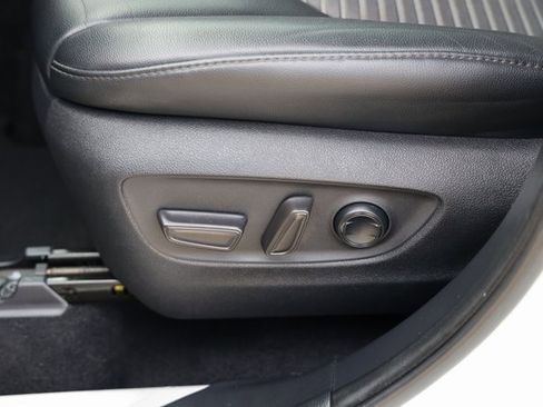 Certified 2021 Toyota Highlander XSE image 22