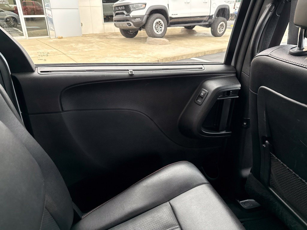 Used 2019 Dodge Grand Caravan GT FWD image 16