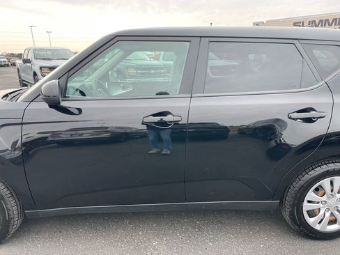 Used 2020 Kia Soul LX image 31