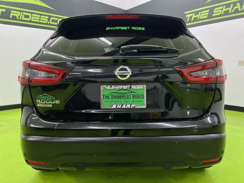 Used 2020 Nissan Rogue Sport S image 15