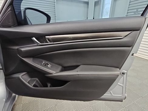 Used 2020 Honda Accord Sport image 38