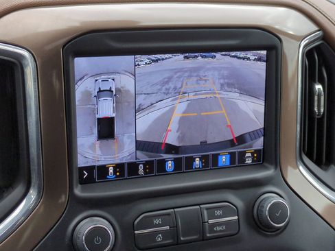 Used 2023 Chevrolet Silverado 2500 High Country w/ Z71 Off-Road Package AWD/4WD image 37