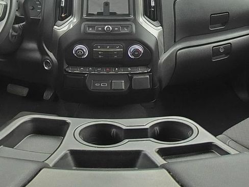 Used 2026 Chevrolet Silverado 1500 Custom Trail Boss AWD/4WD image 30