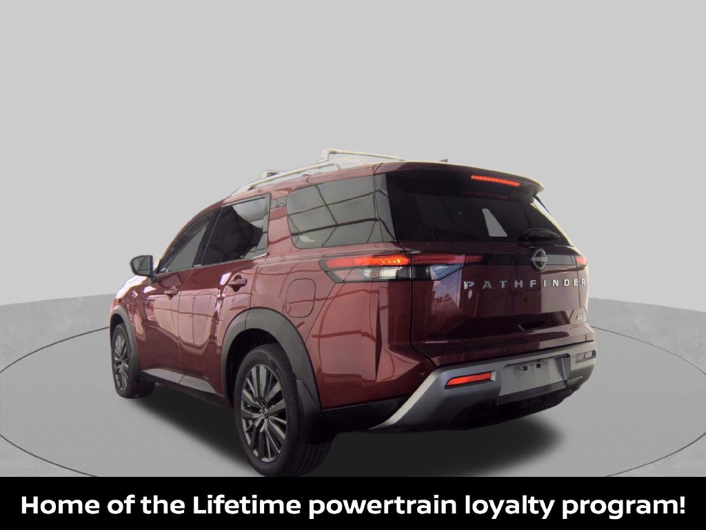 Certified 2024 Nissan Pathfinder SL w/ SL Premium Package FWD image 5