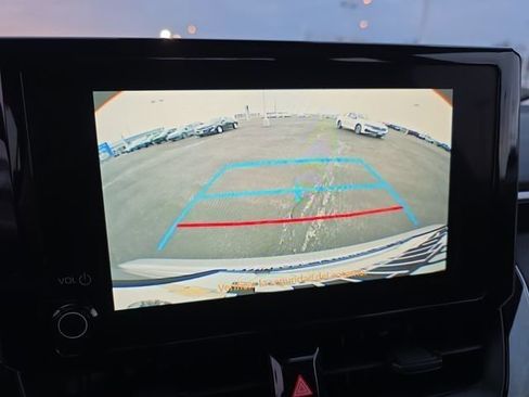 Used 2026 Toyota Corolla LE FWD image 21
