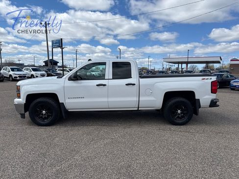 Used 2014 Chevrolet Silverado 1500 LT w/ LT Convenience Package AWD/4WD image 2