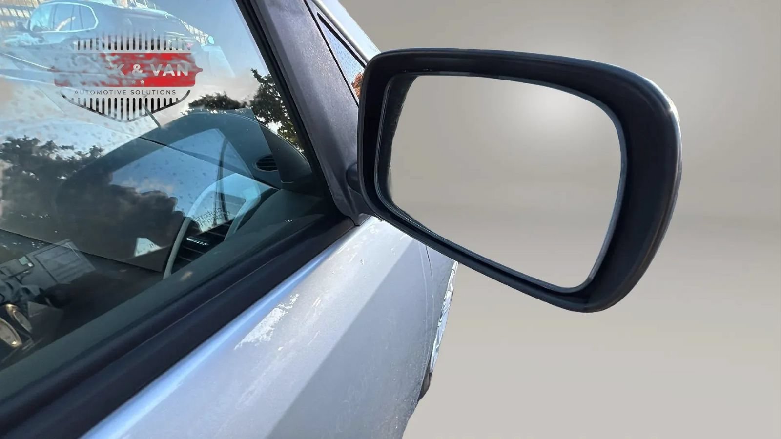 Used 2005 Toyota Prius FWD image 41
