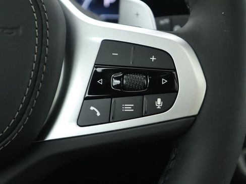 Used 2026 BMW X5 xDrive40i w/ M Sport Package image 13