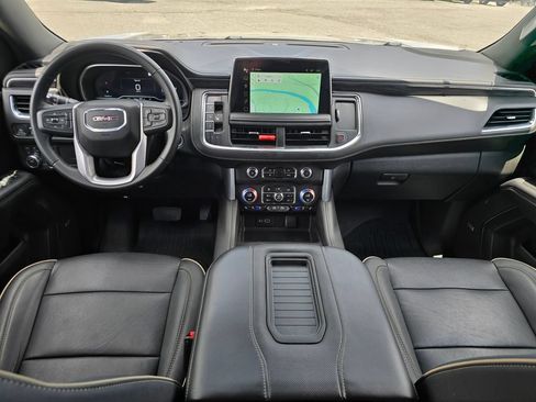 Used 2023 GMC Yukon SLT AWD/4WD image 5