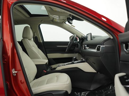 Used 2022 MAZDA CX-5 AWD 2.5 S w/ Premium Package image 11
