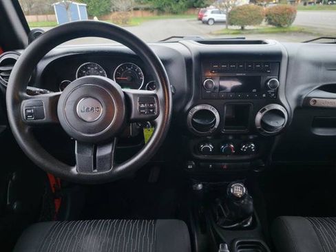 Used 2011 Jeep Wrangler Sport image 13