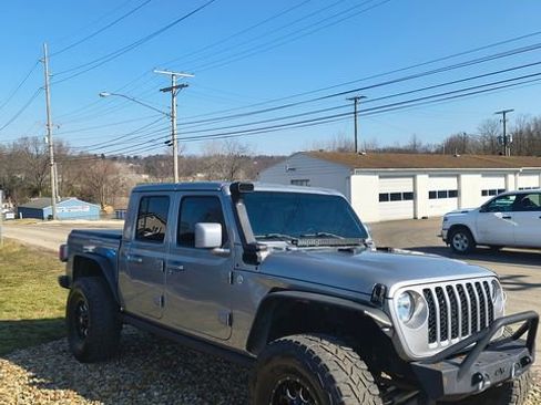 Used 2020 Jeep Gladiator Sport w/ Quick Order Package 24S image 1