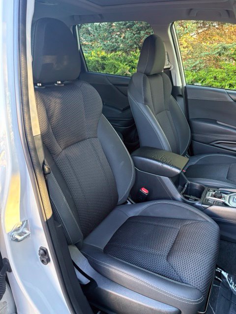 Used 2023 Subaru Forester Premium AWD/4WD image 20