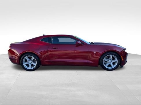 Used 2024 Chevrolet Camaro LT RWD image 8
