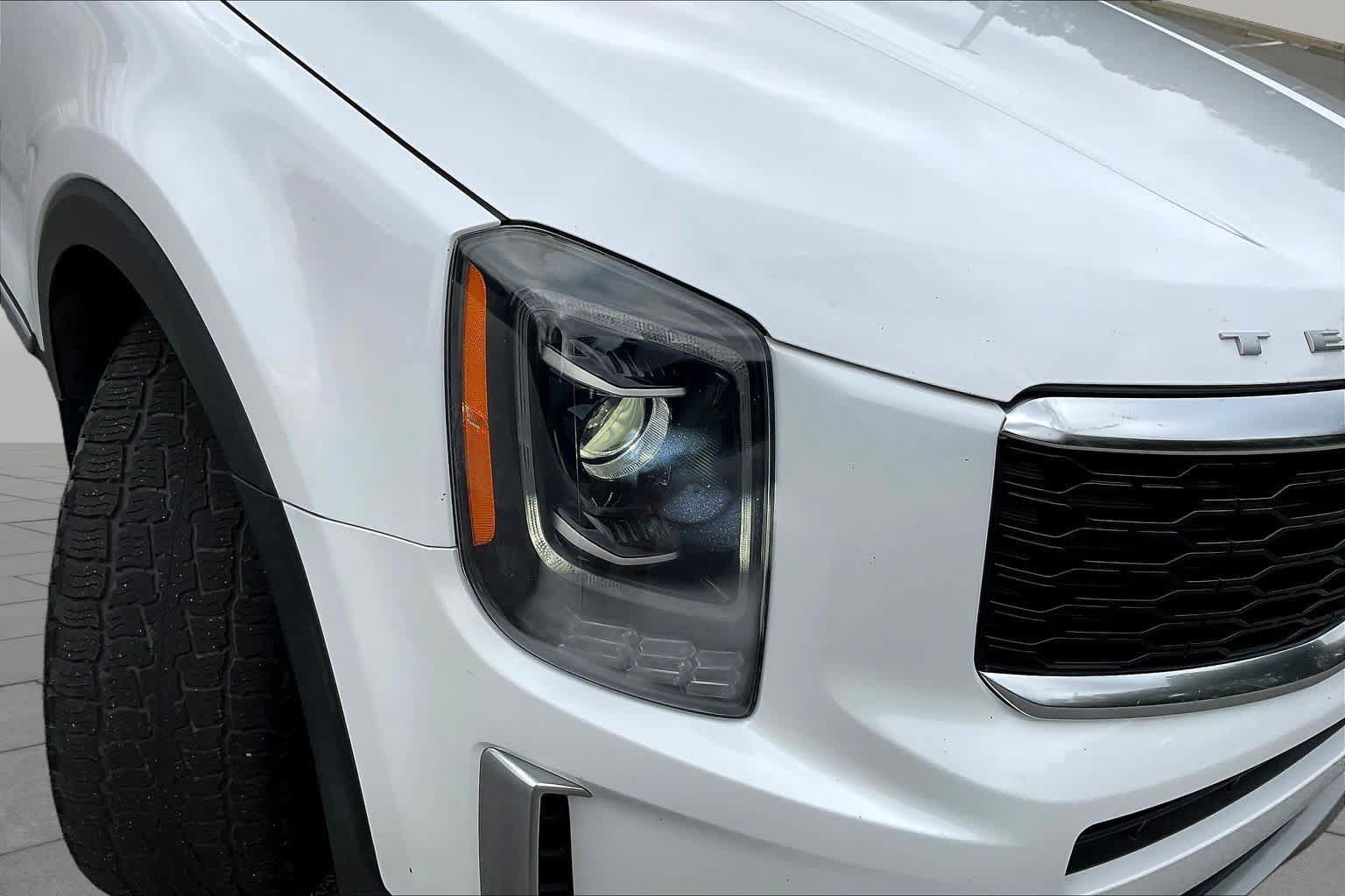 Used 2022 Kia Telluride S AWD/4WD image 28