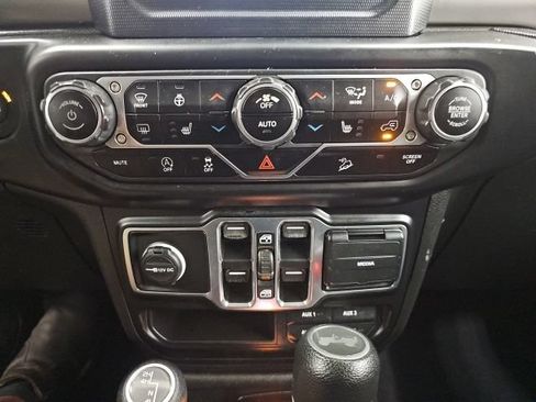 Used 2020 Jeep Wrangler Unlimited Sport S AWD/4WD image 22