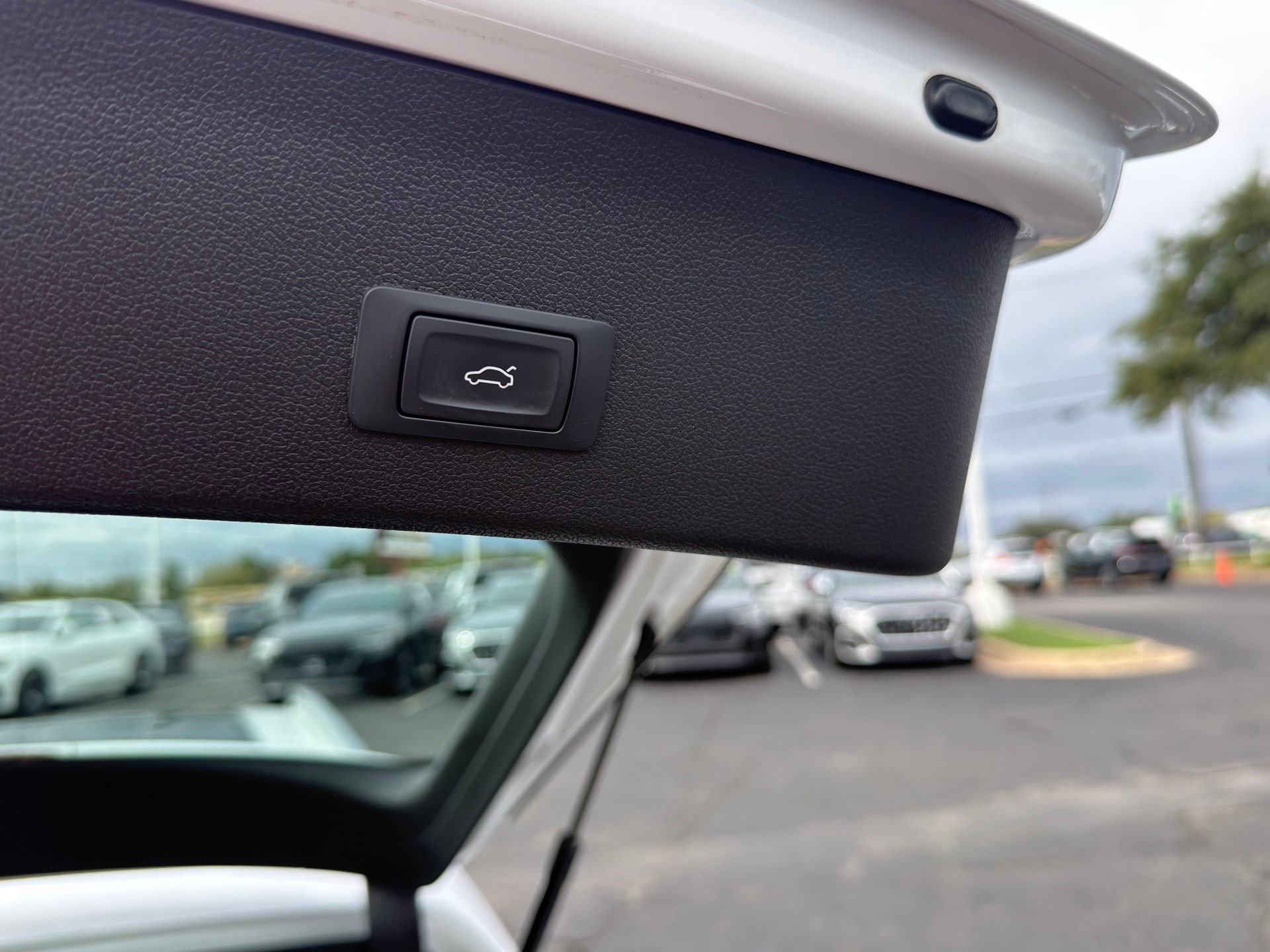 Used 2014 Audi A4 Premium Plus w/ Premium Plus Package AWD/4WD image 7