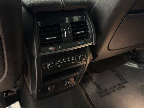 Used 2015 BMW X5 xDrive50i AWD/4WD image 18