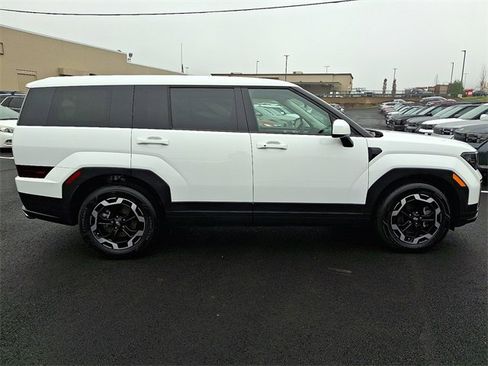 Used 2025 Hyundai Santa Fe SE image 8