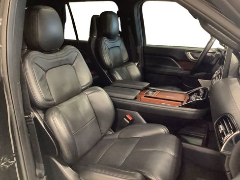 Used 2024 Lincoln Navigator Reserve AWD/4WD image 23