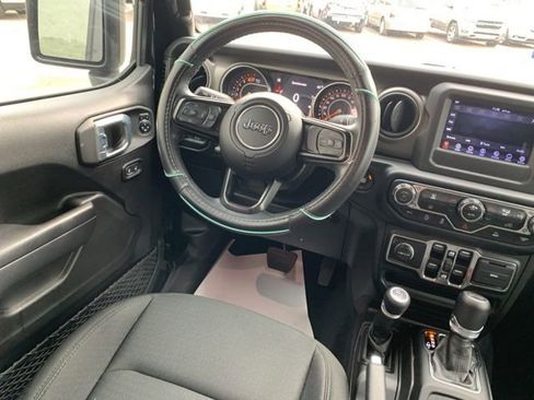 Used 2021 Jeep Wrangler Unlimited Sport image 38
