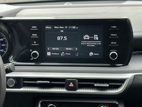 Used 2023 Kia K5 LXS image 17