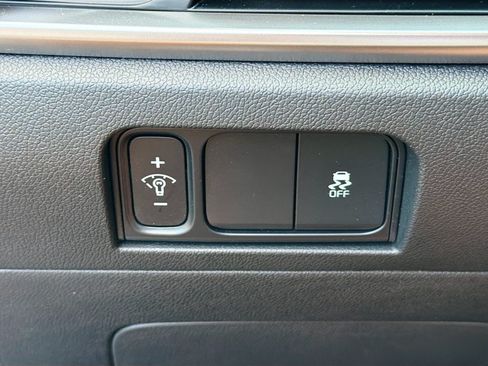 Used 2024 Kia Sorento S w/ Panoramic Sunroof Package FWD image 20