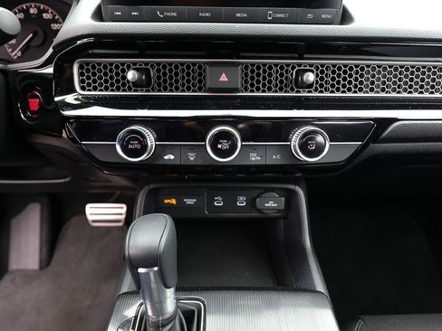 Used 2025 Honda Civic Sport image 18