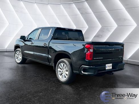 Certified 2024 Chevrolet Silverado 1500 Custom image 3