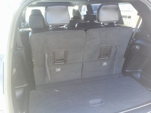 Used 2023 Jeep Grand Cherokee L Laredo AWD/4WD image 21