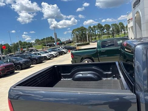 Used 2019 RAM 1500 Tradesman w/ Chrome Plus Package RWD image 7