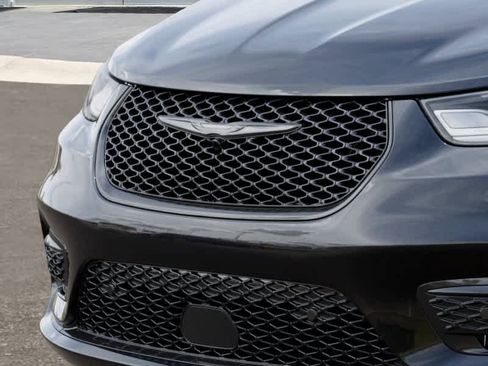New 2026 Chrysler Pacifica Select w/ S Appearance Package FWD image 11