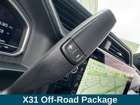 Used 2024 GMC Sierra 3500 AT4 w/ AT4 Premium Plus Package AWD/4WD image 12