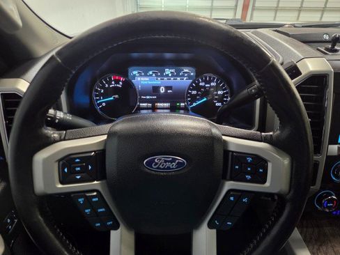 Used 2019 Ford F250 Lariat w/ Lariat Ultimate Package image 44