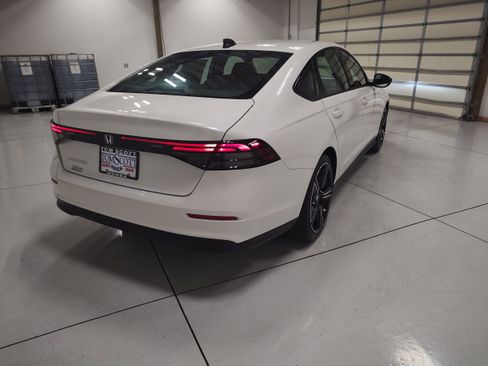 New 2026 Honda Accord SE image 13