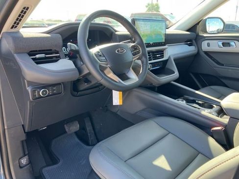New 2026 Ford Explorer Active w/ Active Comfort Package image 29