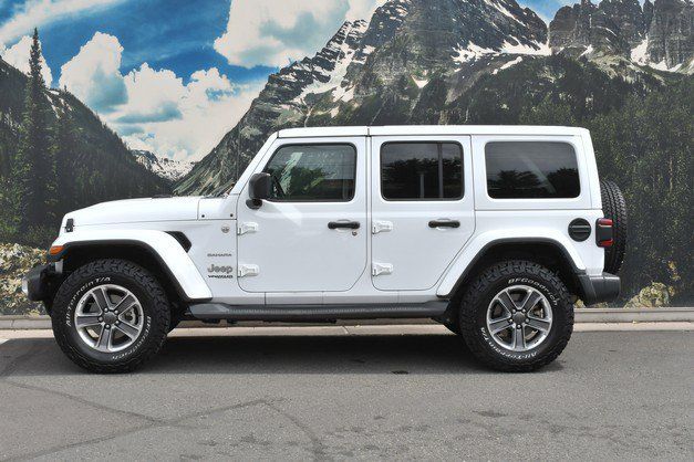 Used 2021 Jeep Wrangler Unlimited Sahara AWD/4WD image 7