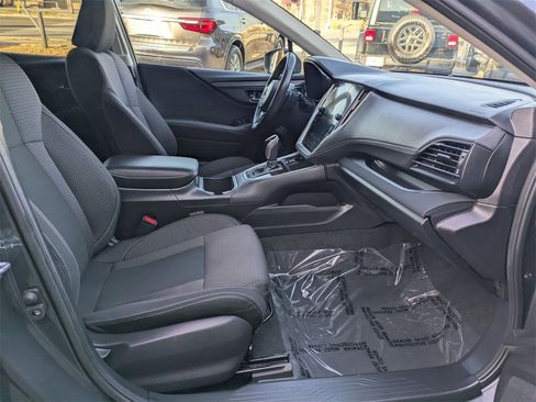 Used 2024 Subaru Outback Premium image 31