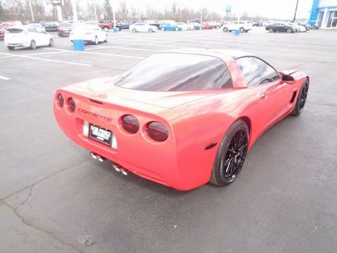 Used 2001 Chevrolet Corvette Coupe w/ Preferred Equipment Group2 image 5