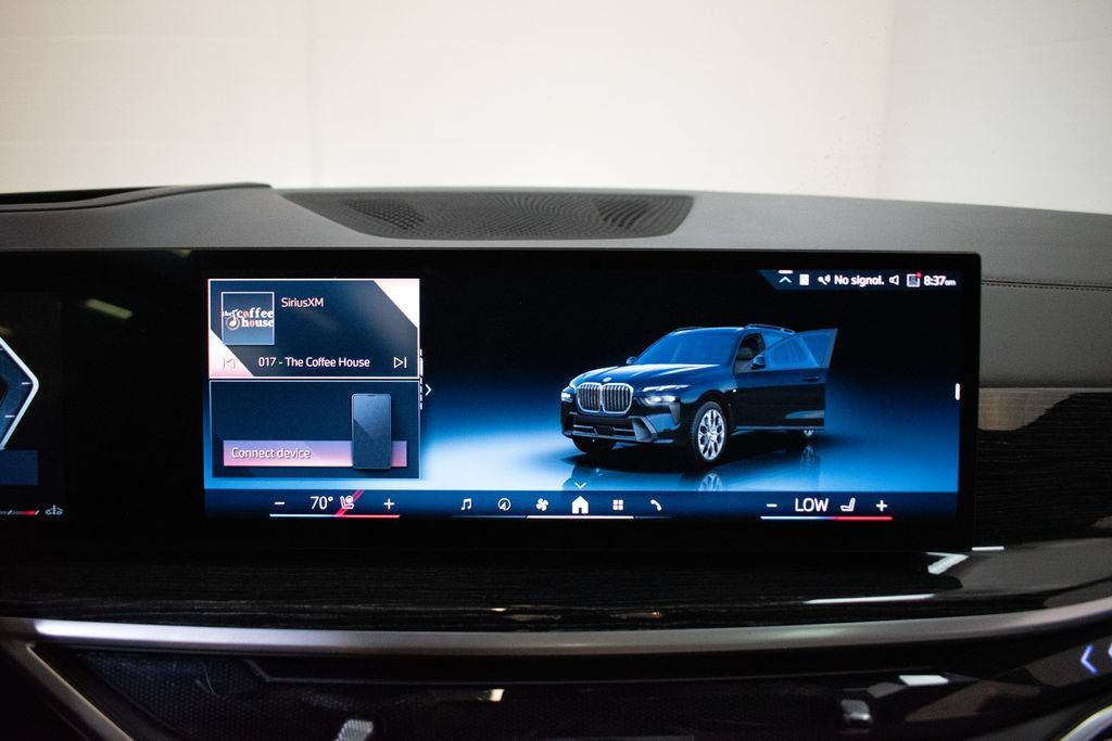 Used 2024 BMW X7 xDrive40i w/ M Sport Package AWD/4WD image 15