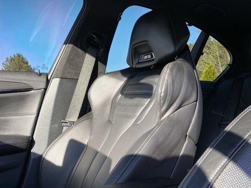 Used 2021 BMW M5 w/ Executive Package image 34