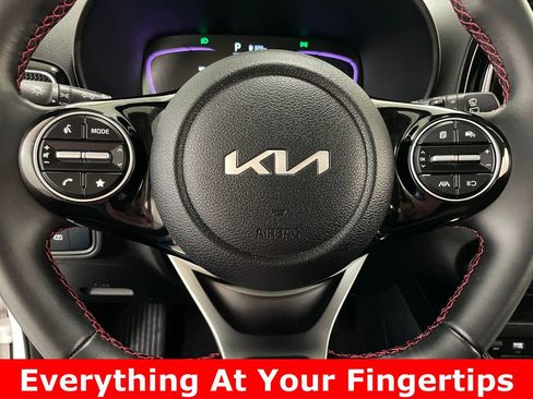 Used 2025 Kia Soul GT-Line FWD image 5