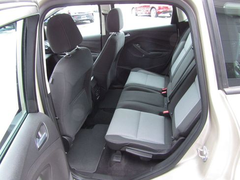 Used 2017 Ford C-MAX SE image 5