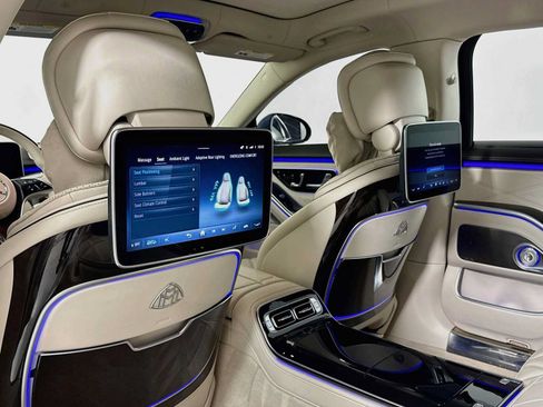 Used 2024 Mercedes-Benz Maybach S 580 4MATIC image 26